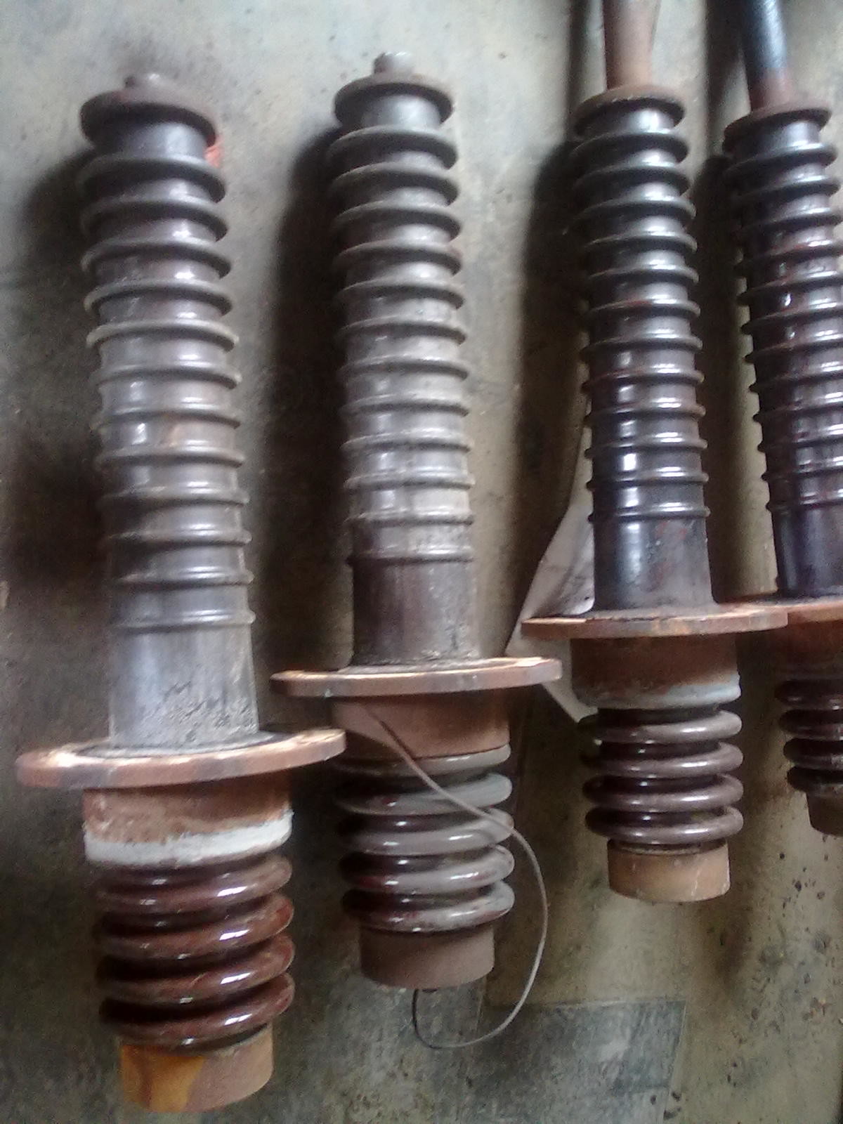 0504.HV porcelain 0504.HV porcelain