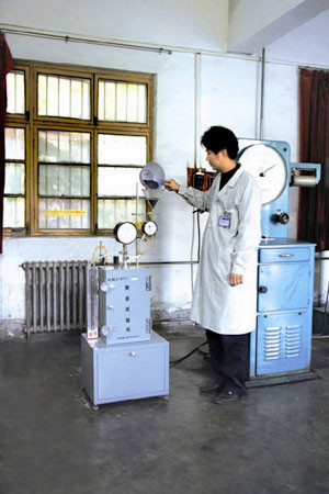 研發(fā)中心 研發(fā)中心